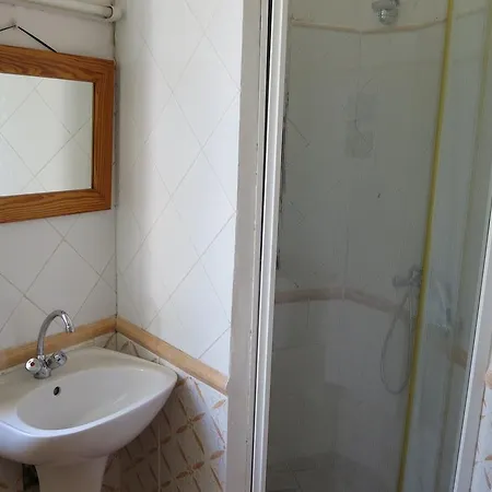 Vandrarhem Cassis Hostel *